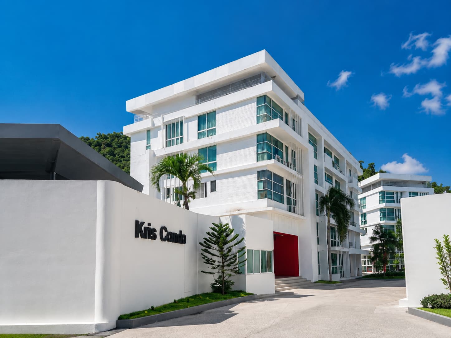 Reception exterior at Dee Residence Patong Phuket